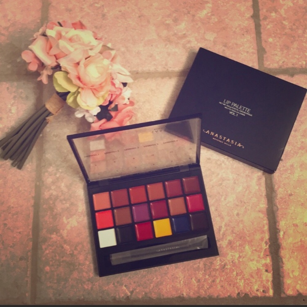 Anastasia Beverly Hills lip kit
